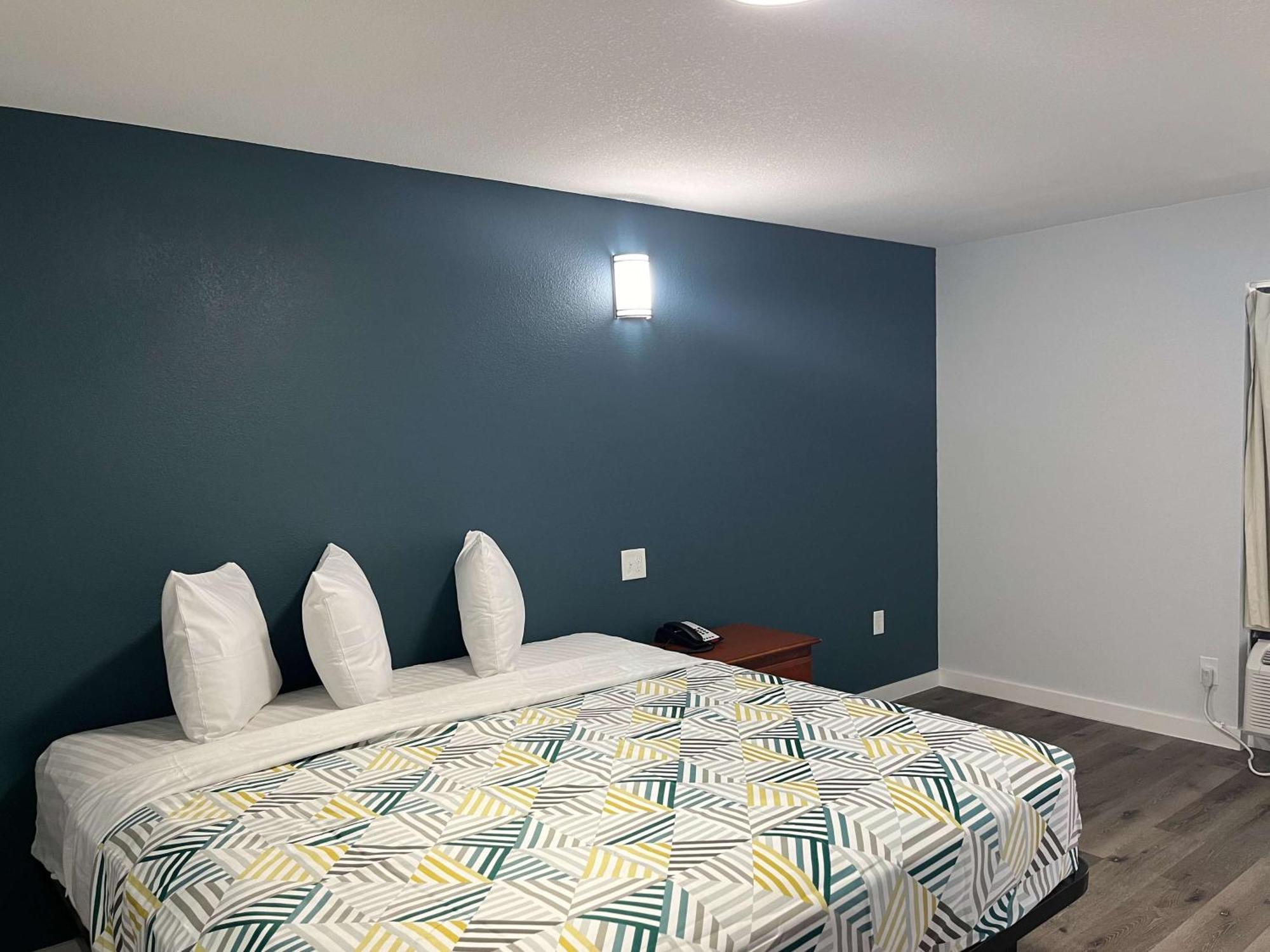 Motel 6 Greenwood, Ms Екстер'єр фото